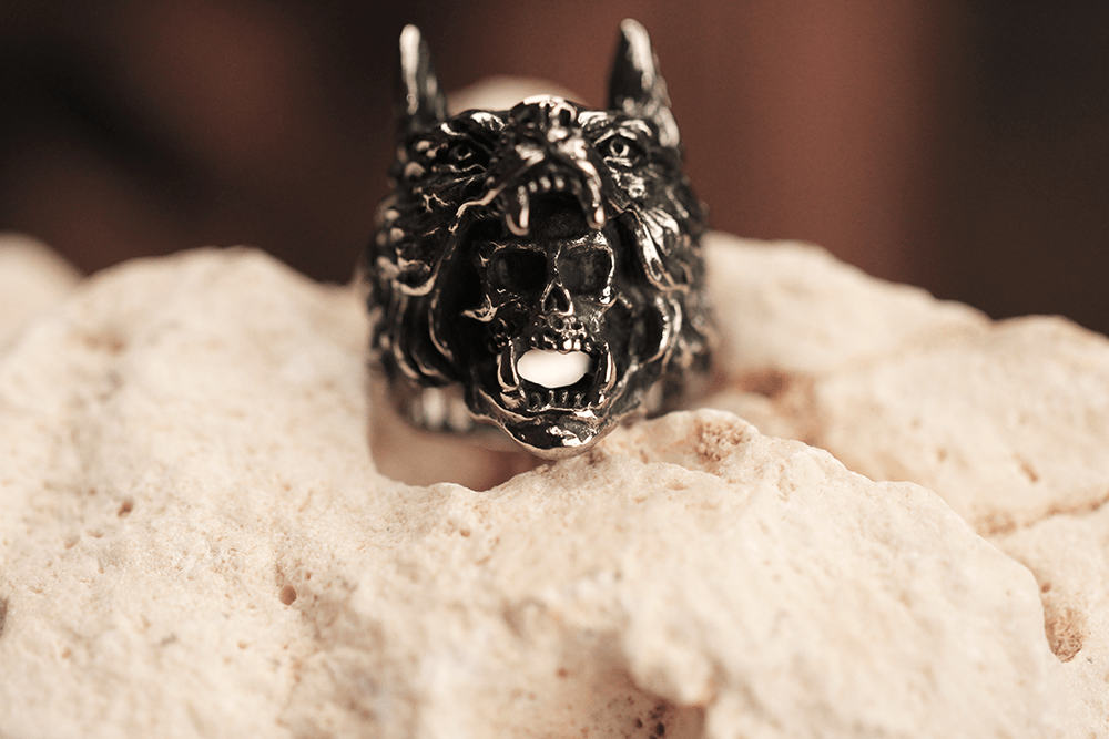 Fenris with Skull - Hellgate