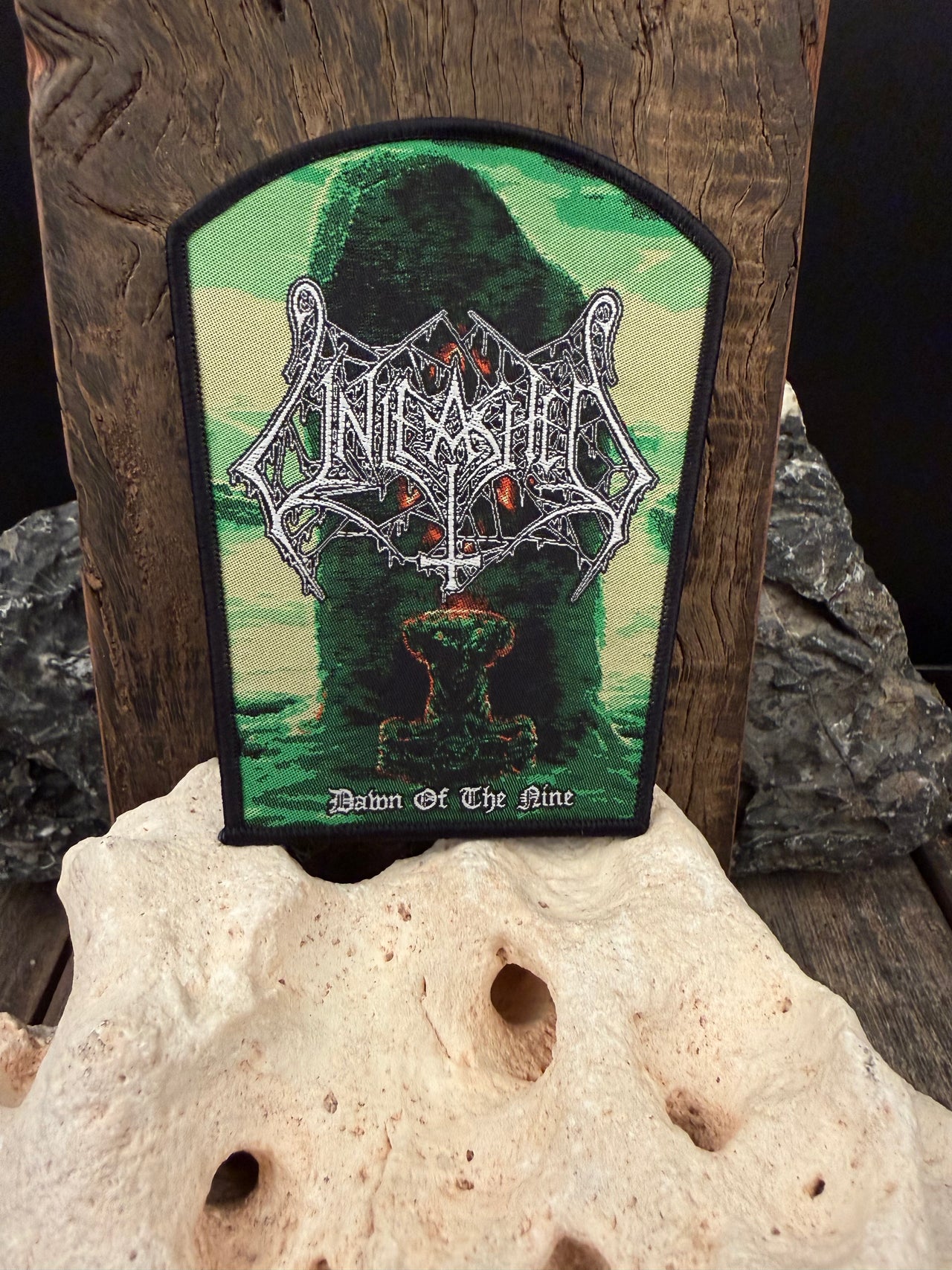 Unleashed – patches and metal pins