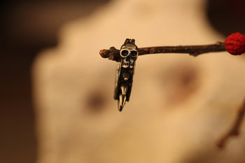 Skull on a Spiky Circle - Hellgate
