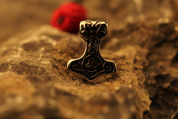 Thor's Hammer Stud - Hellgate