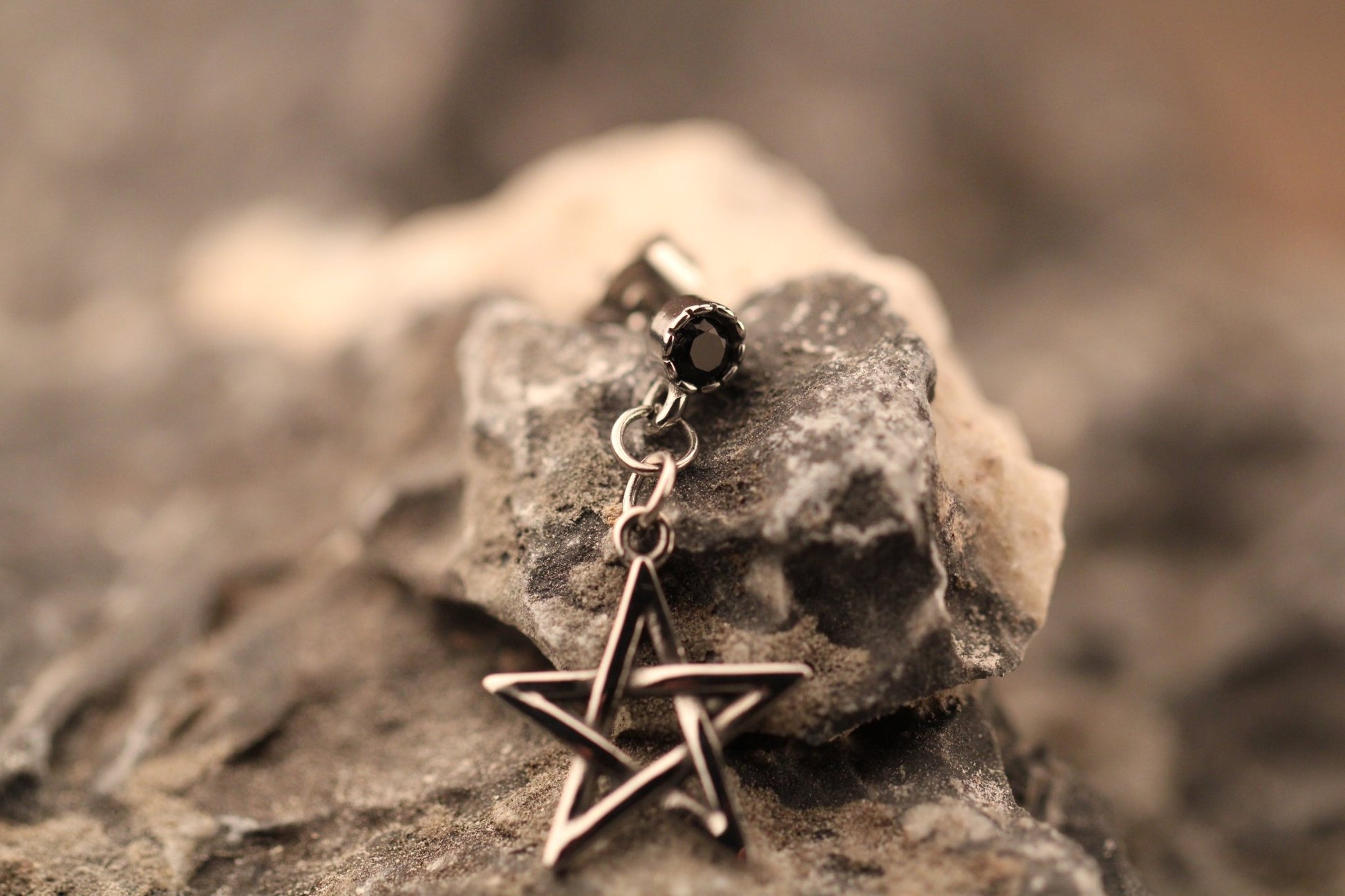 Pentagram With Zirconia - Hellgate