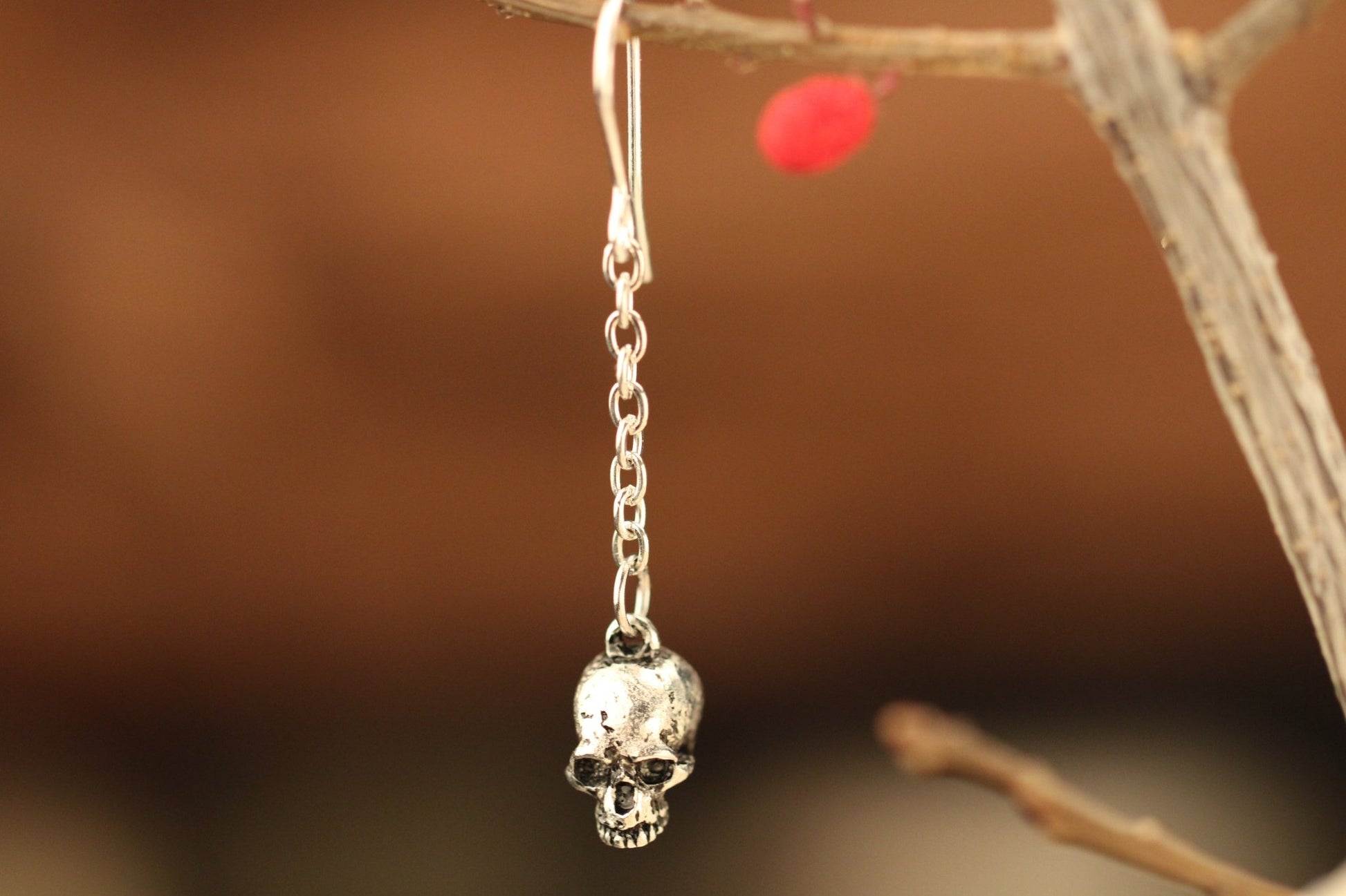 Skull On a Chain - Hellgate
