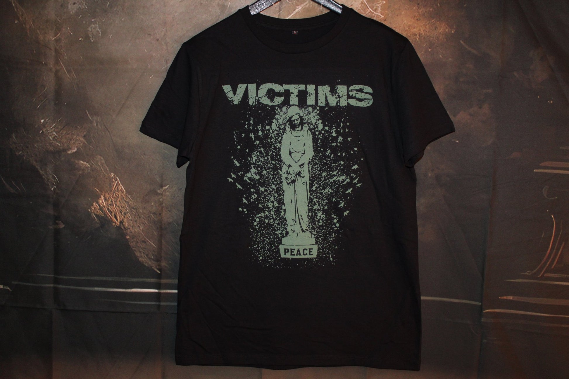 VICTIMS - PEACE STATUE - Hellgate