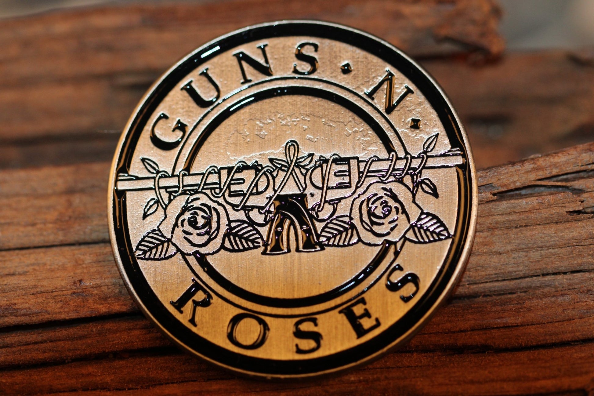 GUNS N' ROSES - ROSES - Hellgate