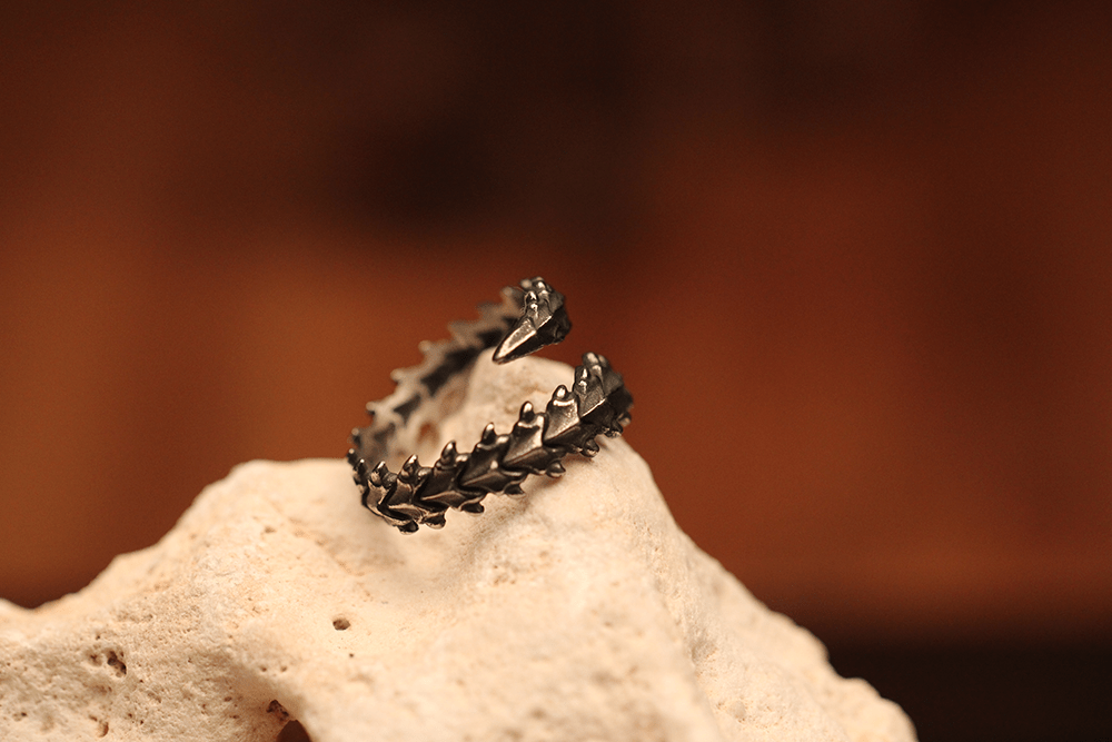 Lizard Spine - Hellgate