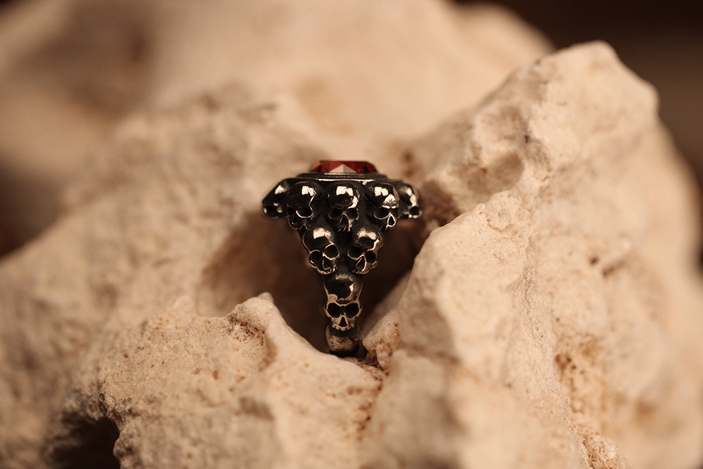 Tiny Skulls and Ruby - Hellgate