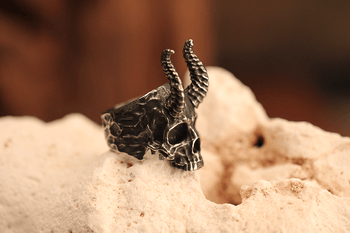 Short - horned Skull - Hellgate